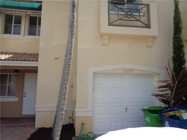 Building Photo - 11379 NW 34th Pl