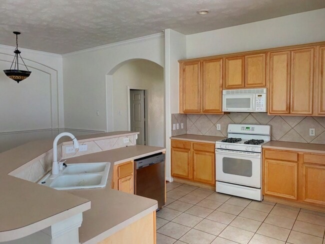 Building Photo - 18207 Linden Forest Ln