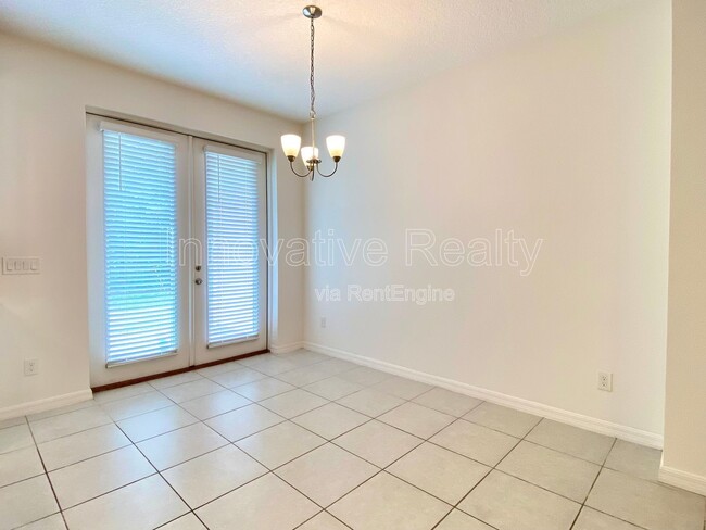 Building Photo - 6898 Tussilago Way