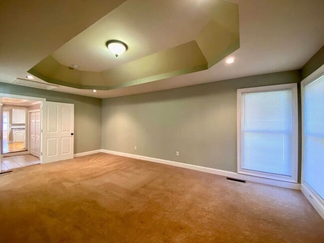 Building Photo - 3870 Hog Mountain Rd