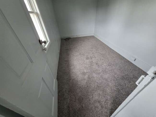 Building Photo - 79 Ridge Ave