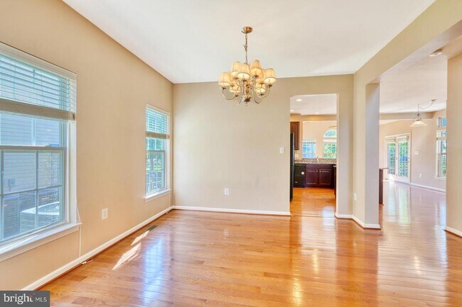 Building Photo - 42245 Sweet Ct