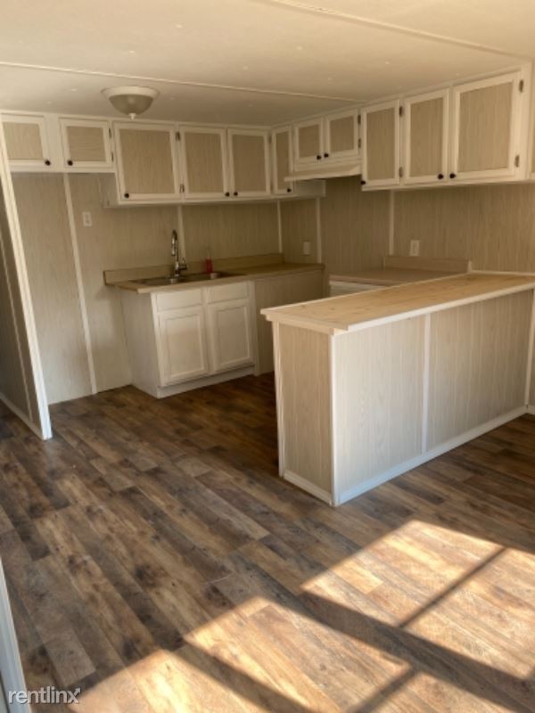 Building Photo - 3 br, 1 bath Mobile Home - 309 Maple Street