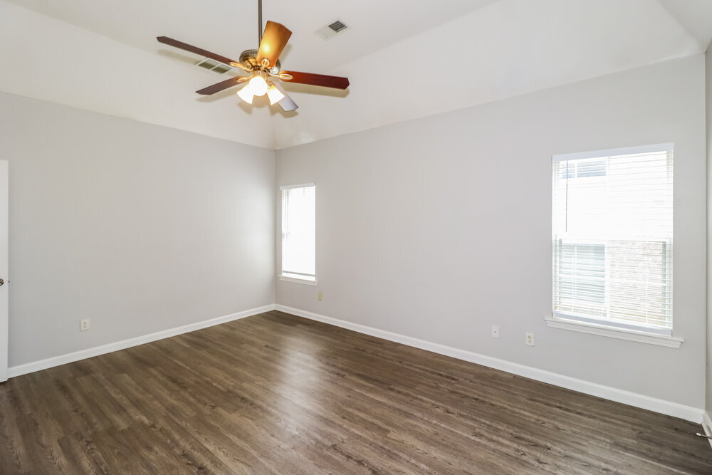 Building Photo - 7575 Glen Creek Ln