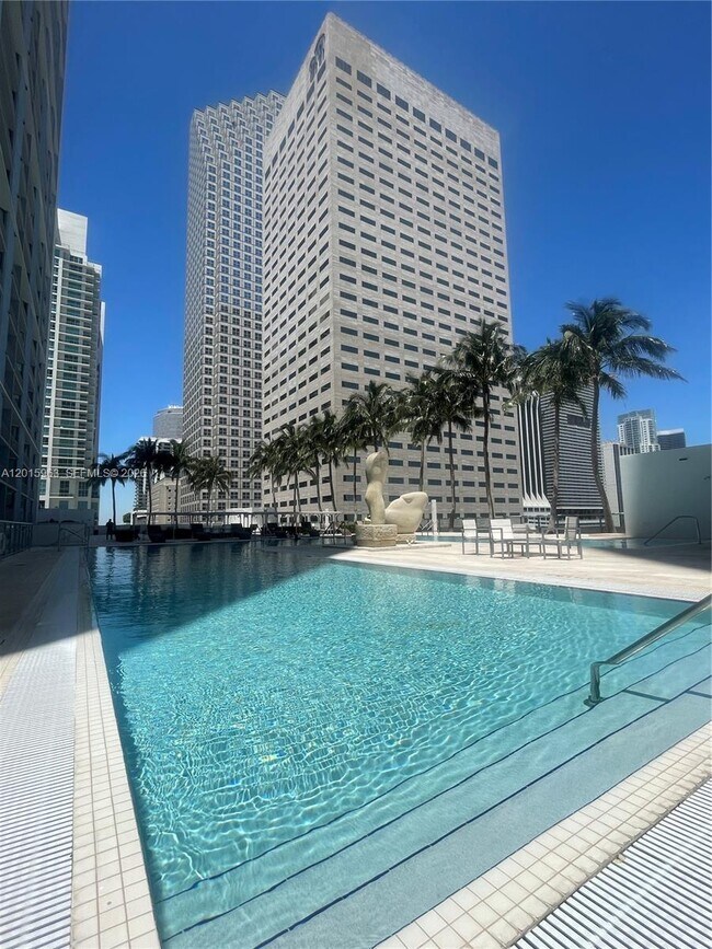 Building Photo - 335 S Biscayne Blvd