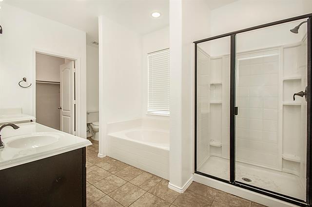 Building Photo - 917 Swan Ridge Dr