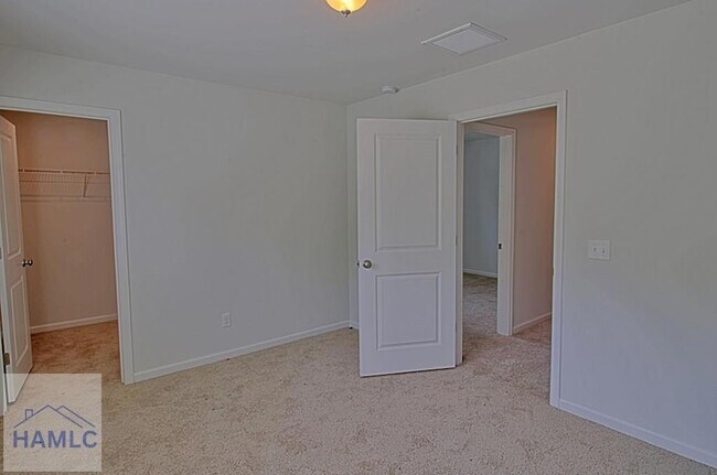 Building Photo - 56 Enclave Wy
