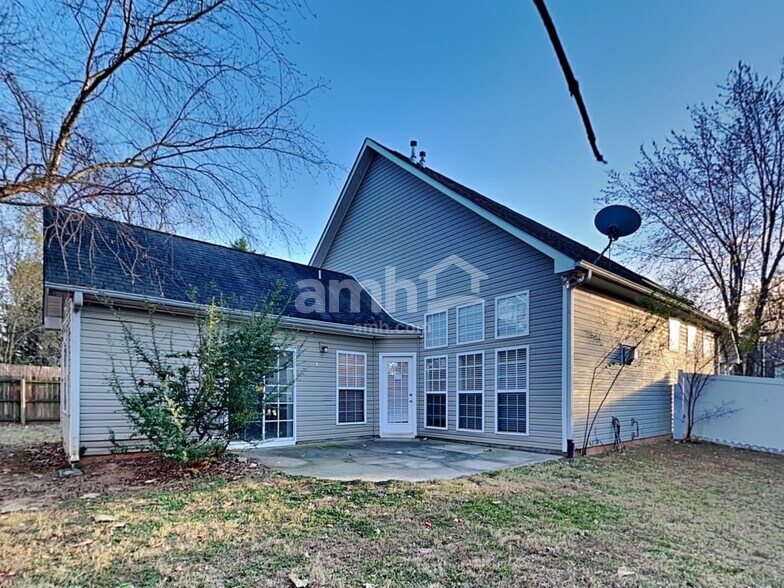 Building Photo - 2630 Gatewater Ct