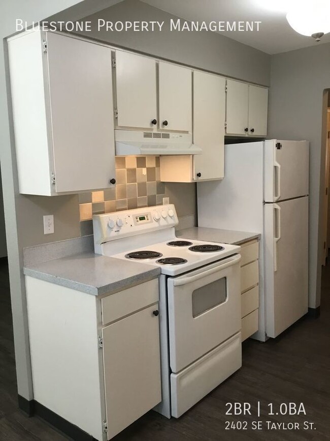 Building Photo - $99 First Month Rent Special!