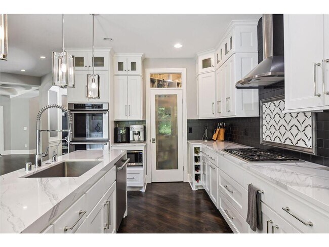 Building Photo - 2346 Linner Rd