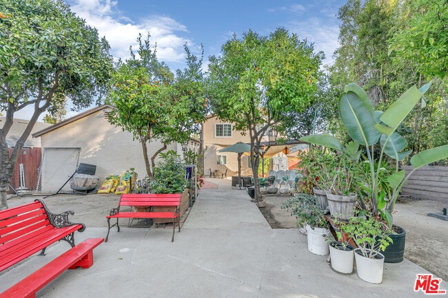 Building Photo - 4537 College View Ave