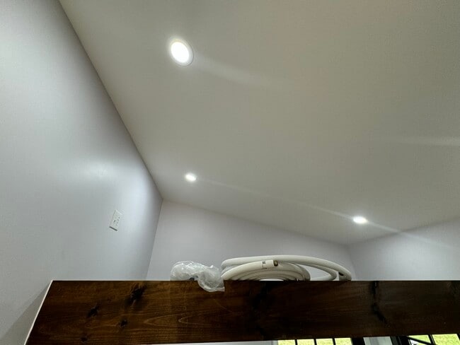 Building Photo - 1608 Laurel Grove Rd