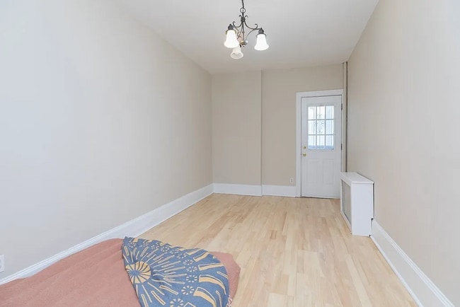 Building Photo - 56 Park Vale Ave