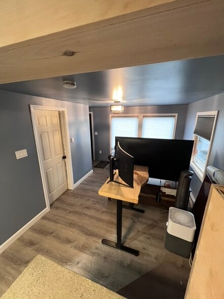 Living Room / Great Room - 370A Washington St