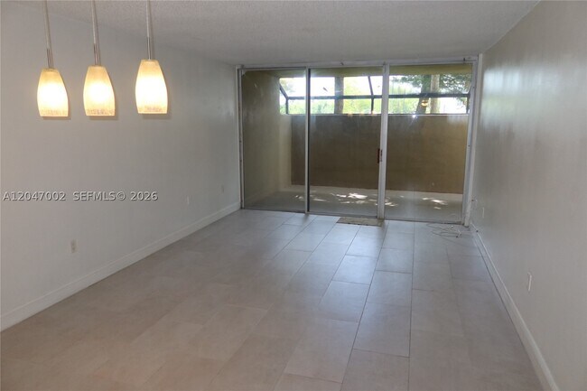 Building Photo - 10835 SW 112th St
