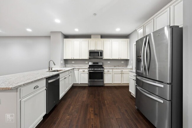 Building Photo - 23 Bethel Ln