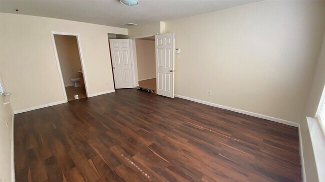 Building Photo - 19510 Remington Martin Dr