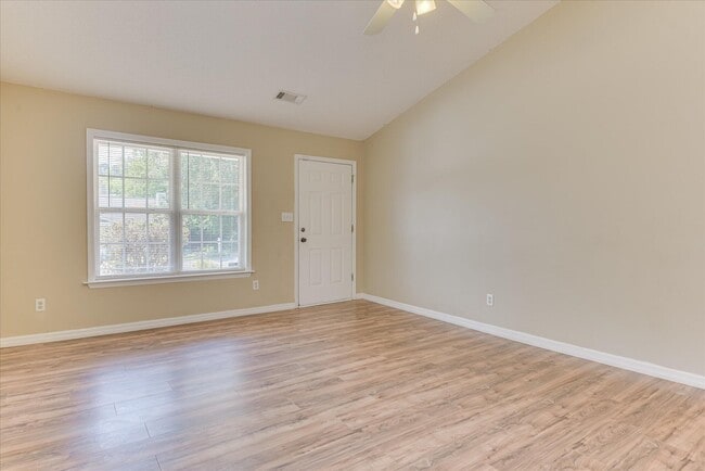 Building Photo - 118 Charleston Row Blvd