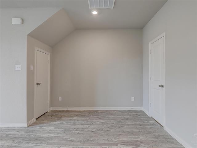 Building Photo - 3337 Solana Cir