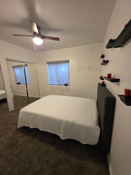 Building Photo - 192 October Pl