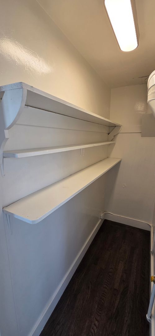 Building Photo - Grove St | 1927-1929