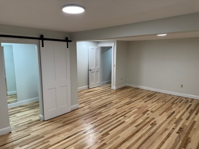 Building Photo - 251 Main St