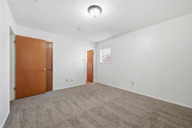 Building Photo - 306 Texoma Dr