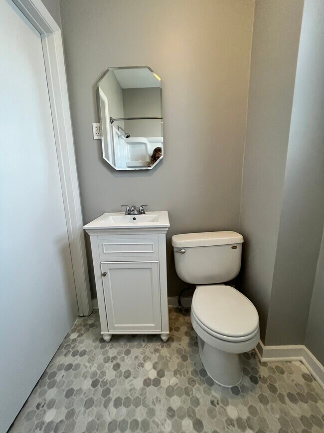 Building Photo - 43 W Joliet St