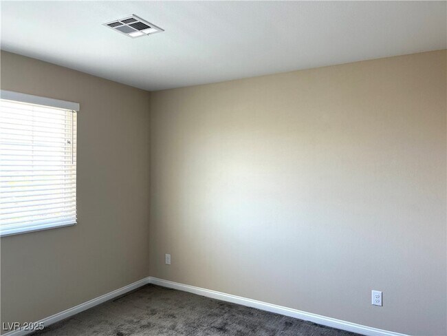 Building Photo - 8819 Burray St