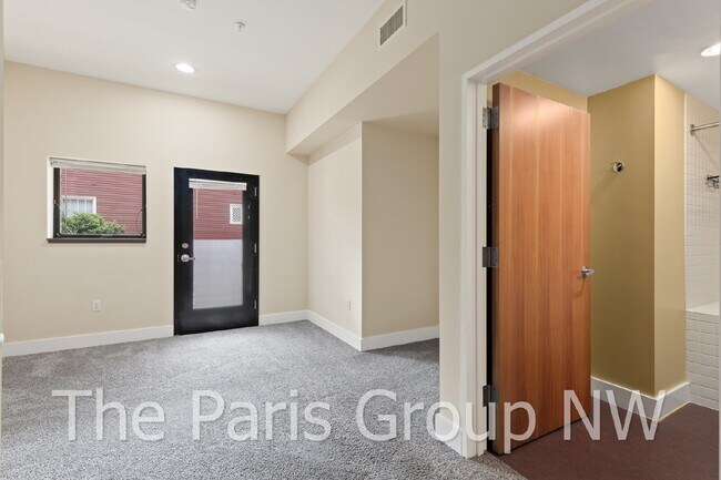 Building Photo - Exceptional 2 Story CapHill Condo * 2 Pkg Spaces, EV Charger & Rooftop Views
