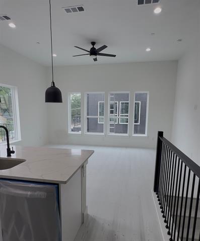 Building Photo - 7207 Mohawk Dr
