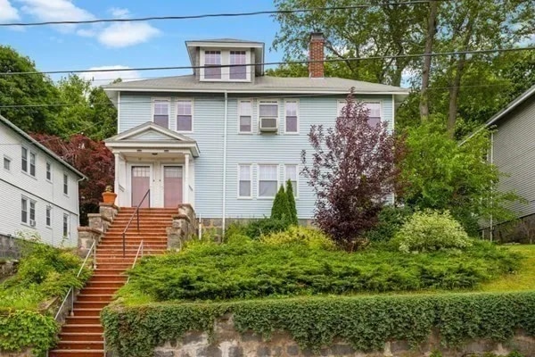 Building Photo - 10 Codman St