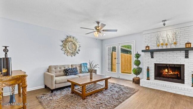 Building Photo - 10959 Peppermill Ln