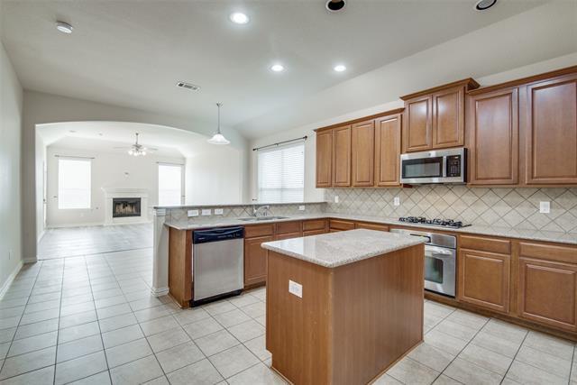 Building Photo - 2316 Collin Dr