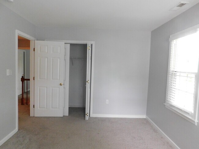 Building Photo - 1714 Abbot's Mill Way