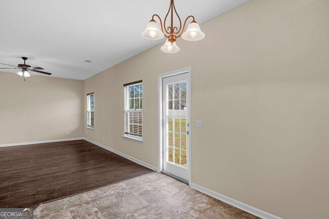 Building Photo - 469 Archie Way