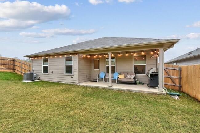 Building Photo - 6012 Xene Dr