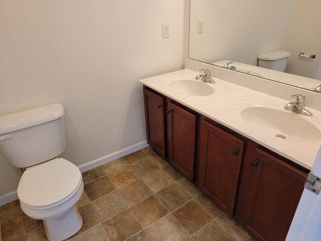 Building Photo - 137 Mount Olive Ln