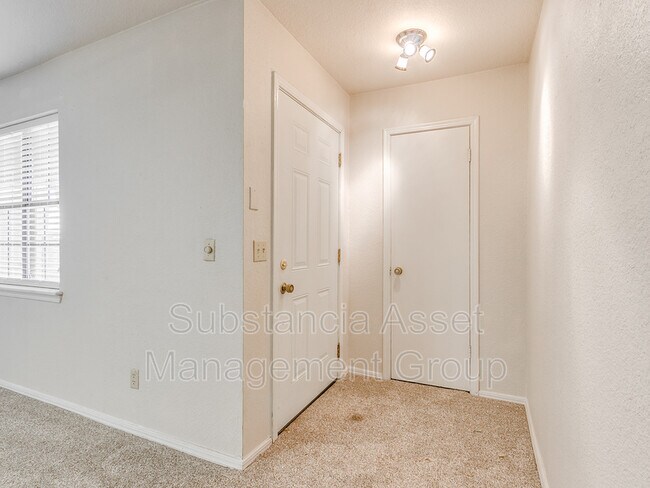 Building Photo - 14443 N Pennsylvania Ave