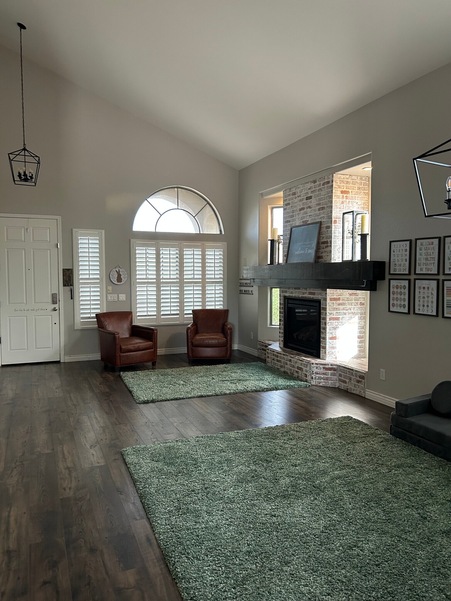 Building Photo - 4866 S Emery Cir