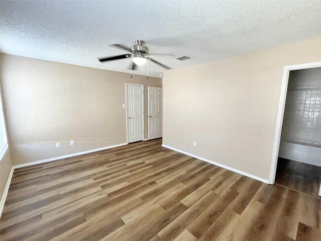 Building Photo - 5405 Shiver Rd