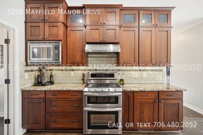 Building Photo - 1250 Mayfield Manor Dr