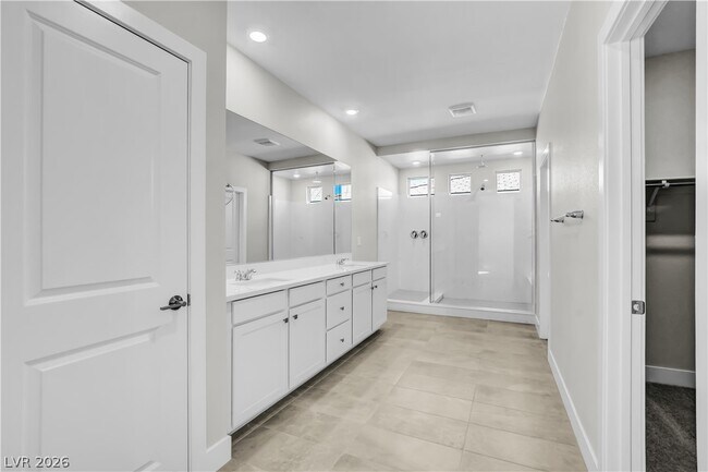 Building Photo - 6360 Pipers Brk Ln