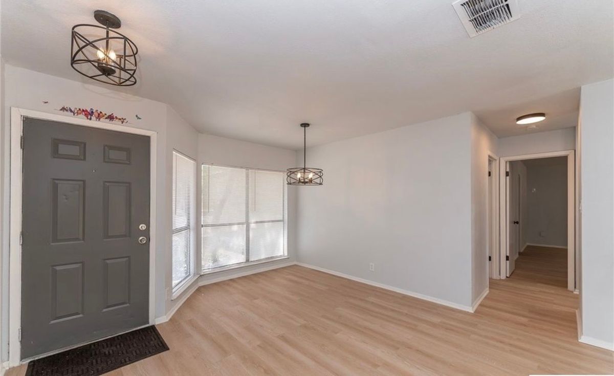 Building Photo - 11359 Spg Crst Dr