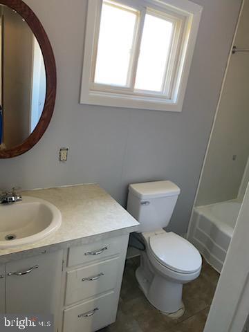 Building Photo - 422 Mulberry St