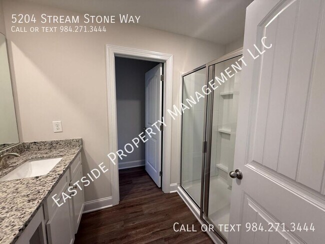 Building Photo - 5204 Stream Stone Way