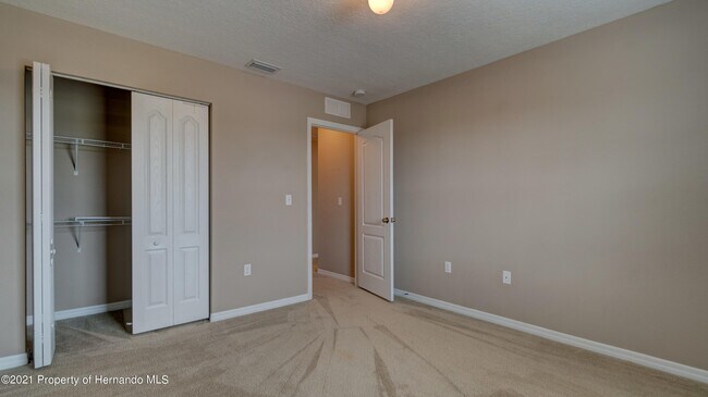 Building Photo - 13576 Hunters Point St