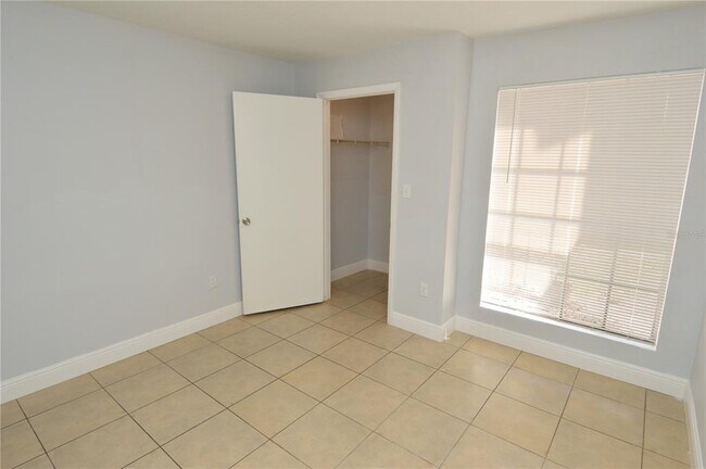 Building Photo - 8649 Fancy Finch Dr