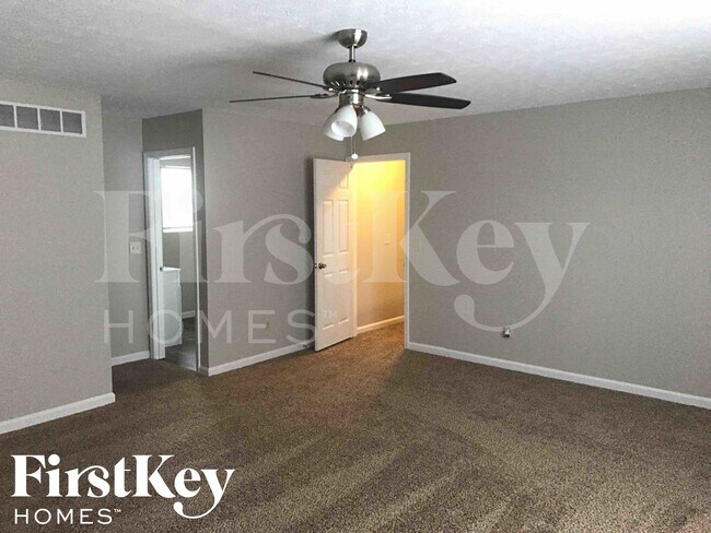 Building Photo - 875 Millers Run Ct