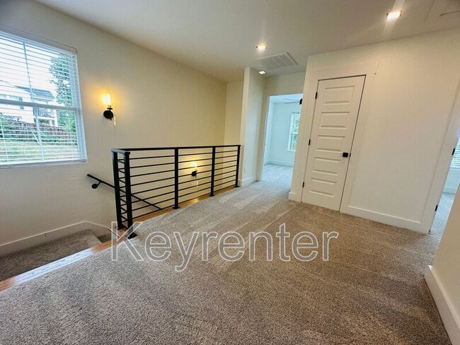 Building Photo - 1406 Lantana Ln NW